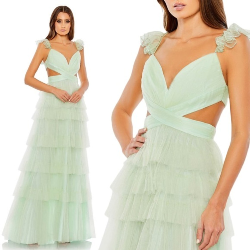NWT Mac Duggal Ruffle‎ Tiered Tulle Cut-Out Gown Mint Green - Size 2
